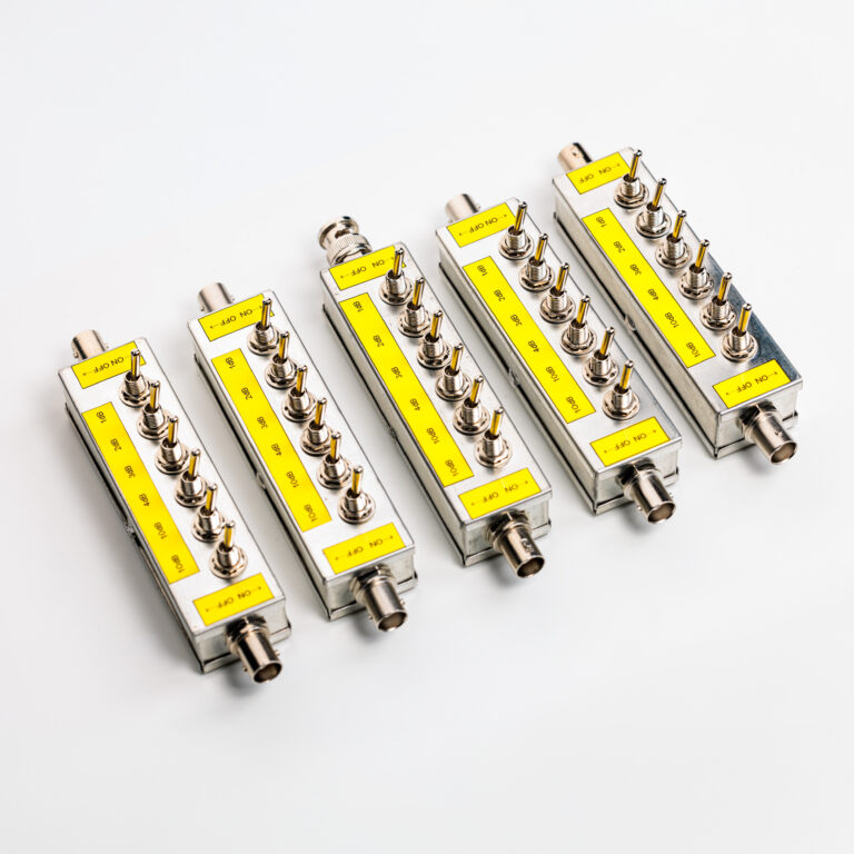 RMAT-1001 - 500MHz, 30dB Toggle Switch Attenuator RMAT 1001 all rowaves side by side